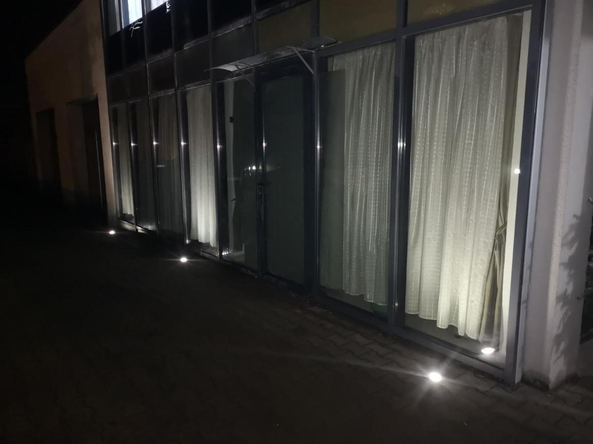 Aqua Apartman Satu Mare Exteriér fotografie
