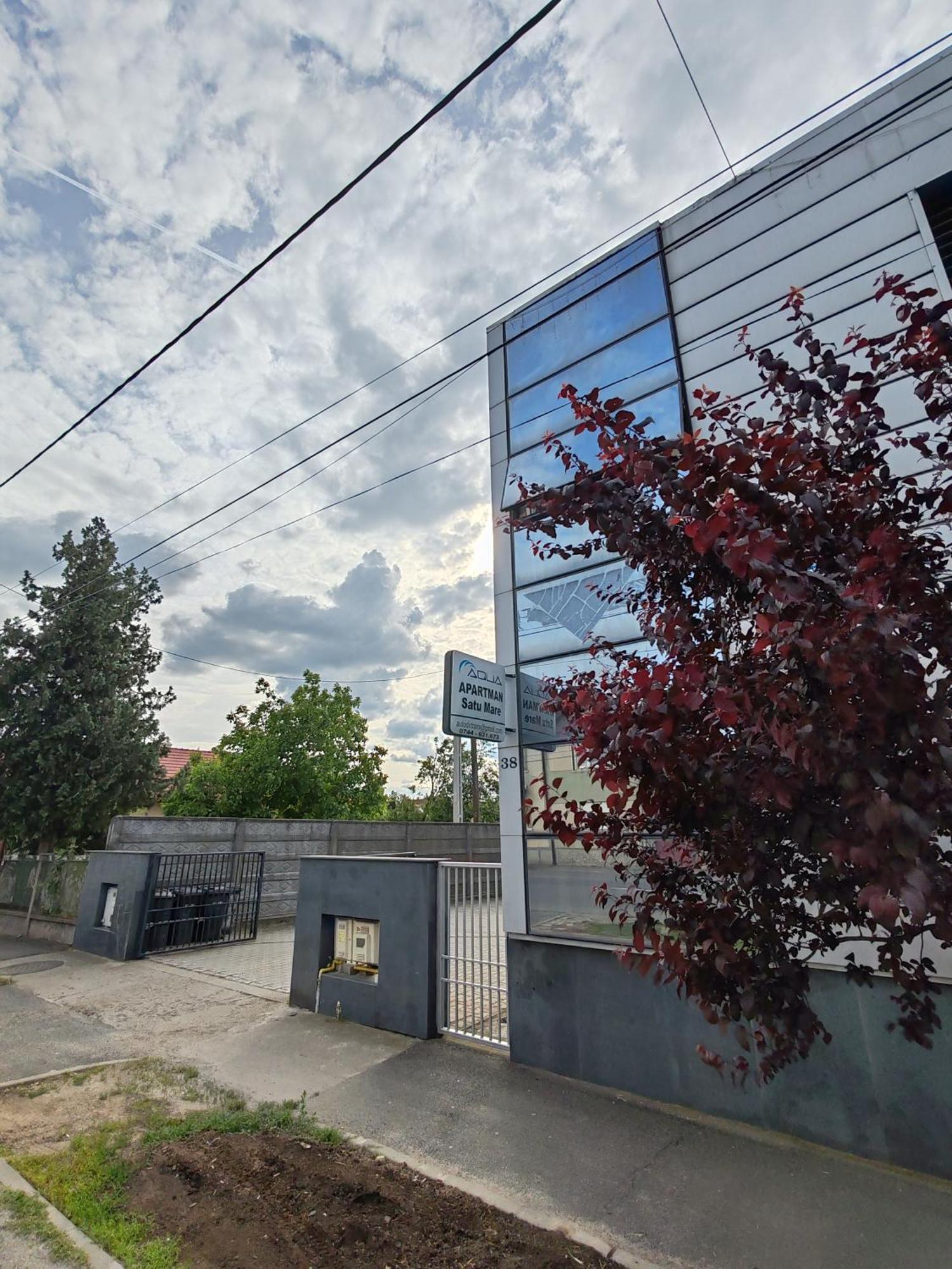 Aqua Apartman Satu Mare Exteriér fotografie